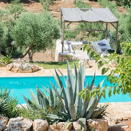 Trullo Tunine * Ostuni
