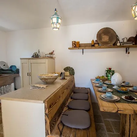 Trullo Tunine Villa *