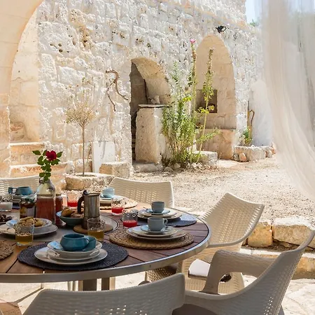 Trullo Tunine Ostuni